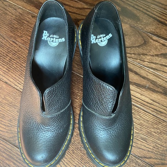 [SOLD] Doc Martens Cordelia Aunt Sally Slip-on Platform Heels size 5US 36EU - Picture 2 of 8